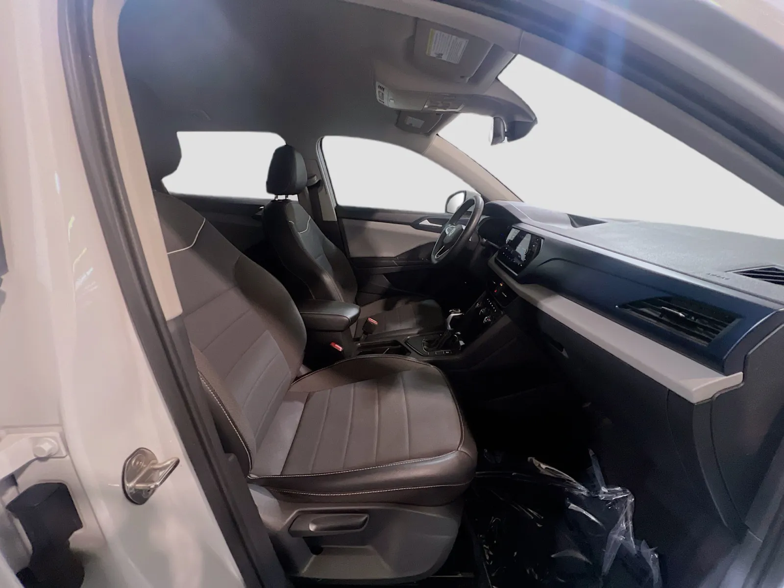 2023 Volkswagen Taos SE - Photo 20