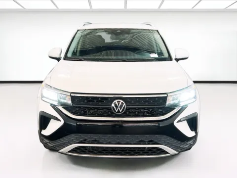 Photos of 2023 Volkswagen Taos SE for sale in Chandler, AZ at STG Auto Group of Chandler