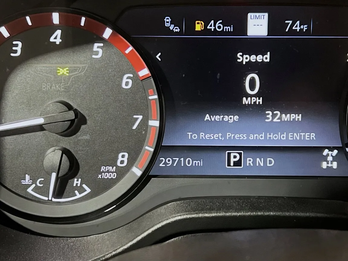 2024 Nissan Titan PRO-4X - Photo 8