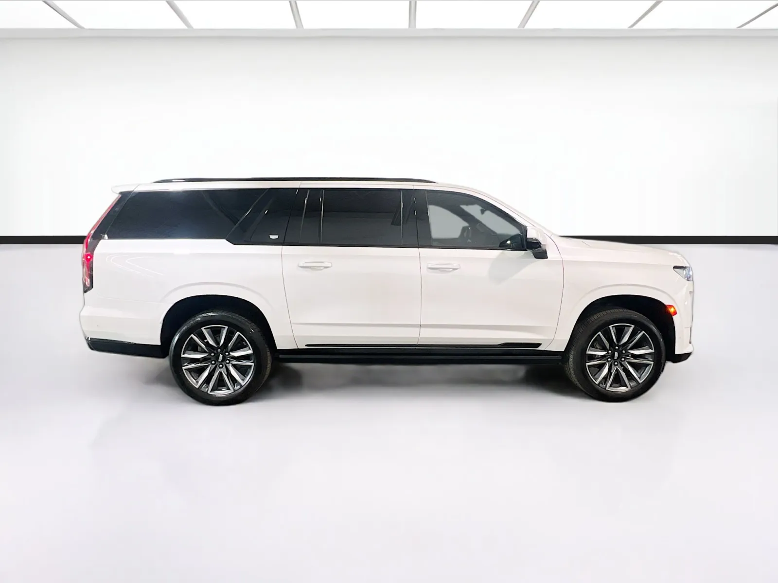 2022 Cadillac Escalade ESV Sport - Photo 25