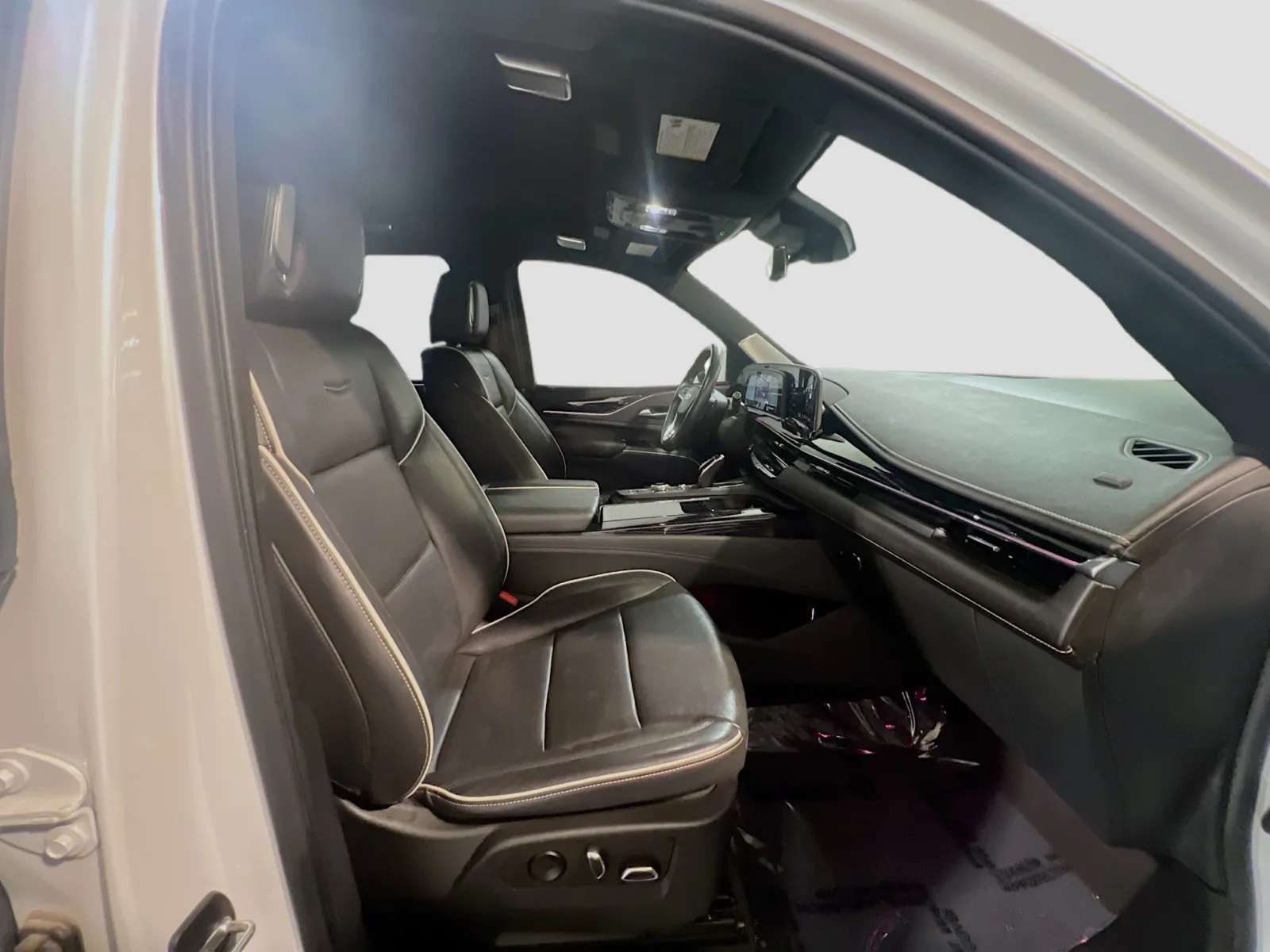 2022 Cadillac Escalade ESV Sport - Photo 22