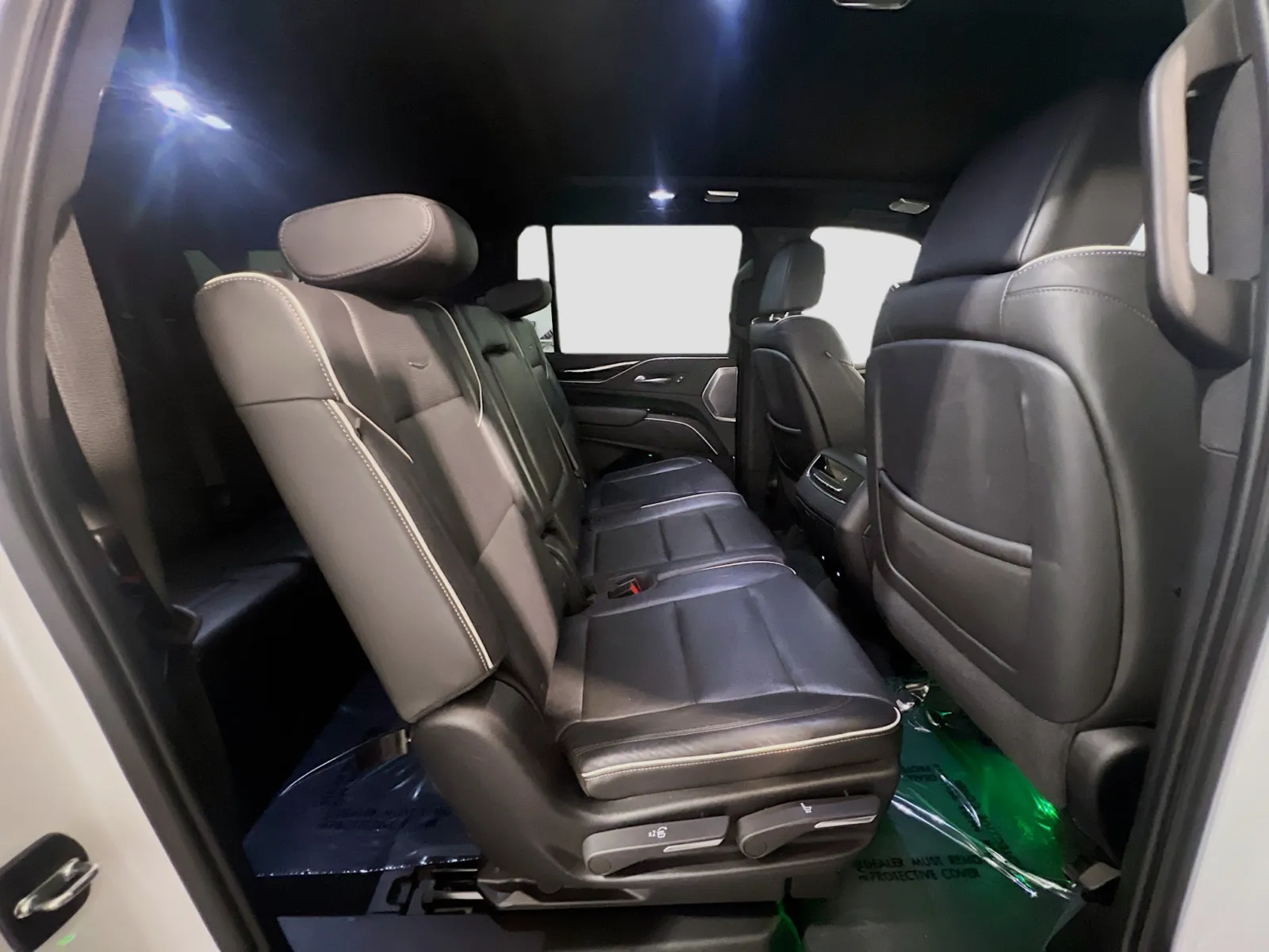 2022 Cadillac Escalade ESV Sport - Photo 21