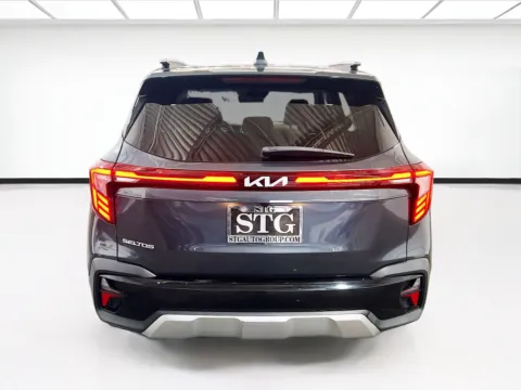 More photos of 2024 Kia Seltos EX at STG Auto Group of Chandler, AZ