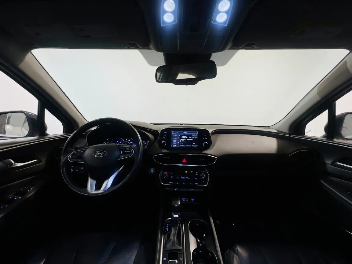 2020 Hyundai Santa Fe SEL - Photo 17