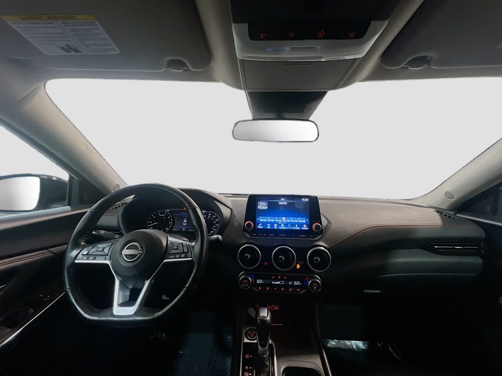 2025 Nissan Sentra SR - Photo 17