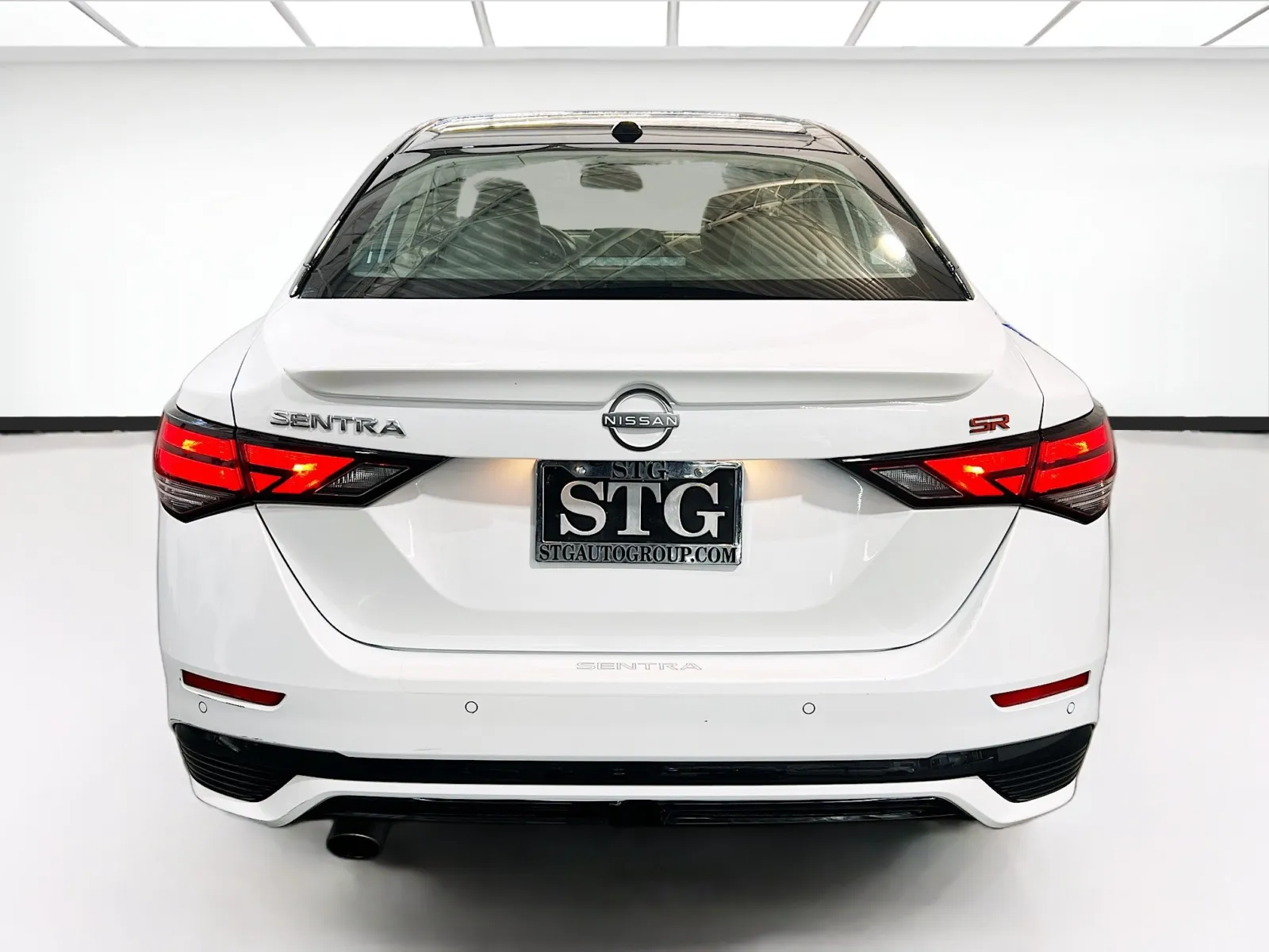 2025 Nissan Sentra SR - Photo 5