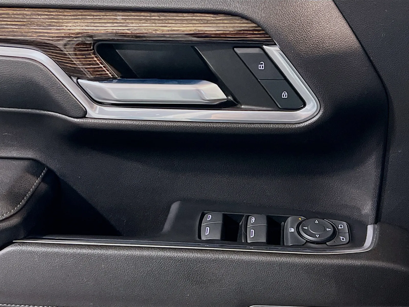 2023 GMC Sierra 1500 Elevation - Photo 13