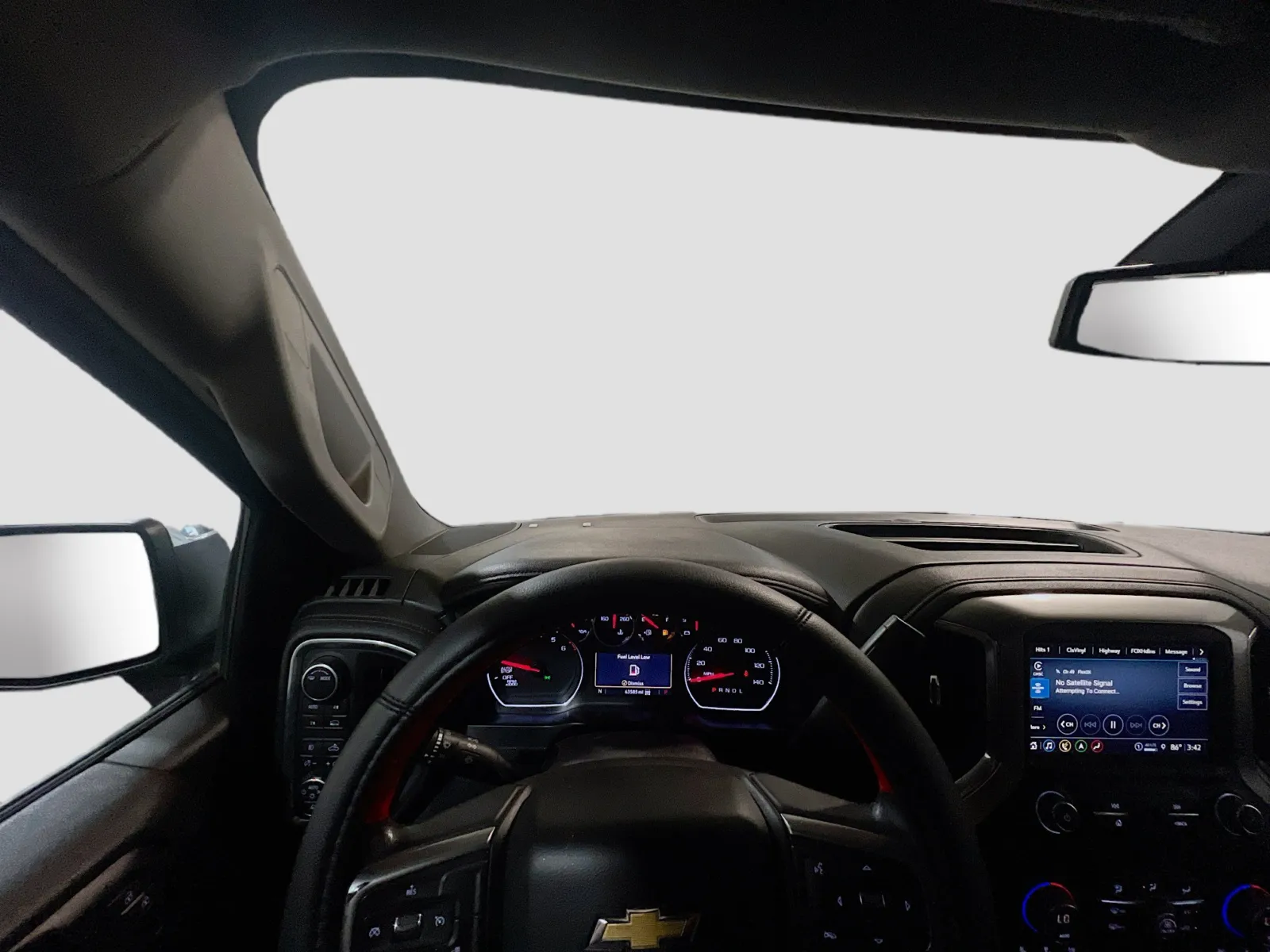 2021 Chevrolet Silverado 1500 LTZ - Photo 7