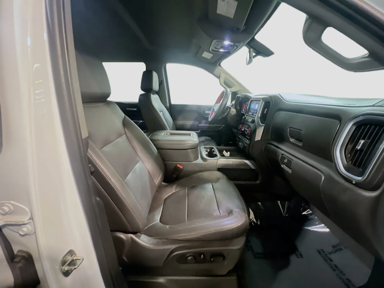 2021 Chevrolet Silverado 1500 LTZ - Photo 20