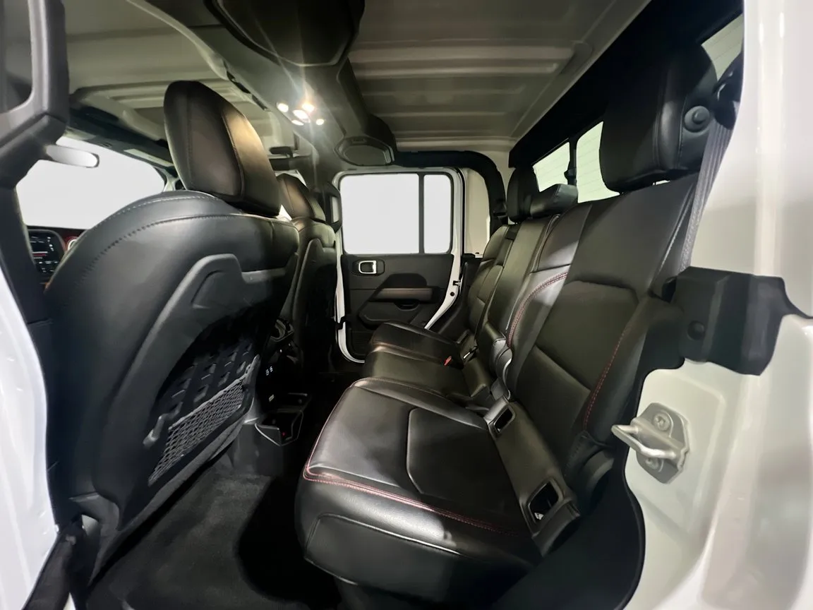 2022 Jeep Gladiator Rubicon - Photo 17