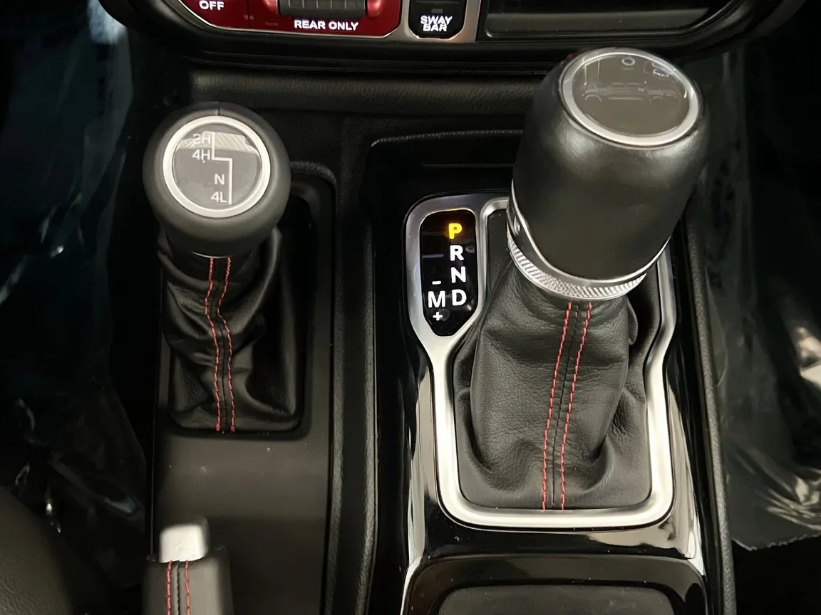 2022 Jeep Gladiator Rubicon - Photo 13