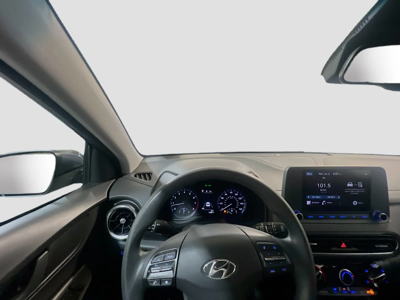 2023 Hyundai Kona SEL - Photo 7