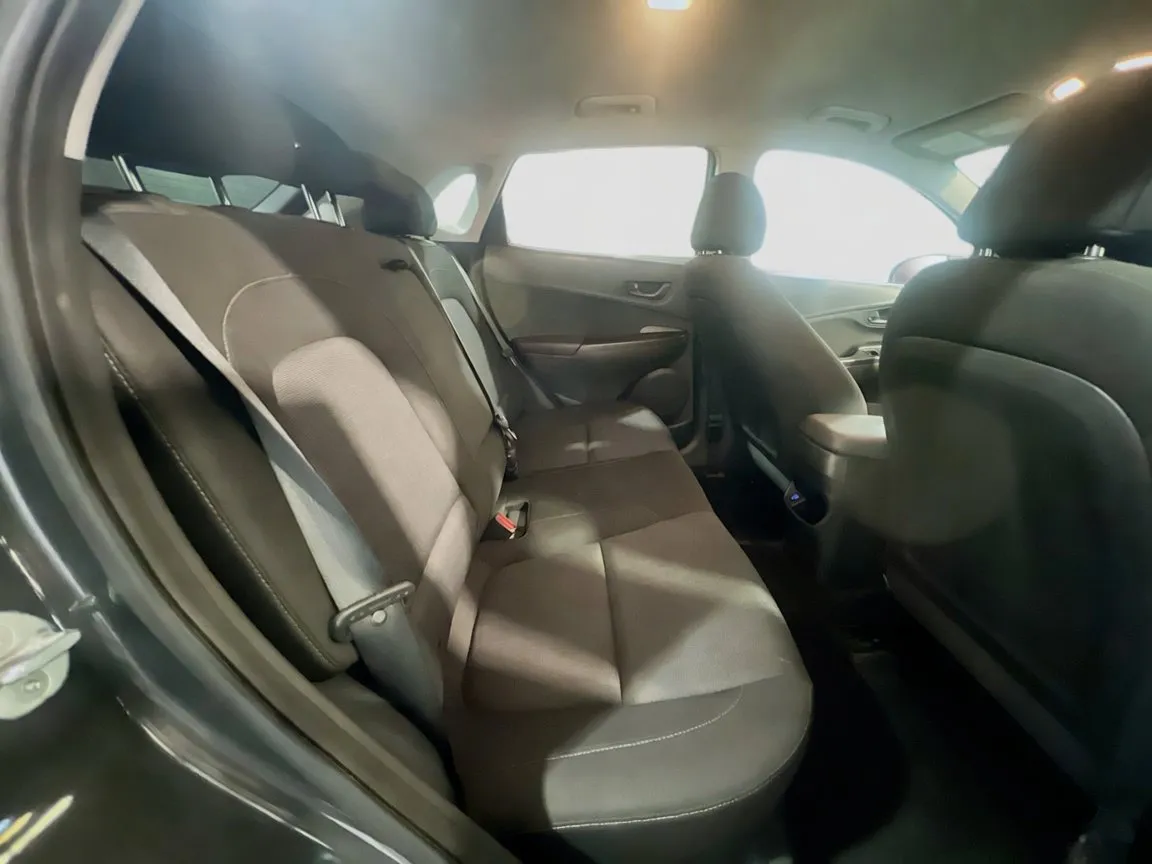 2023 Hyundai Kona SEL - Photo 18