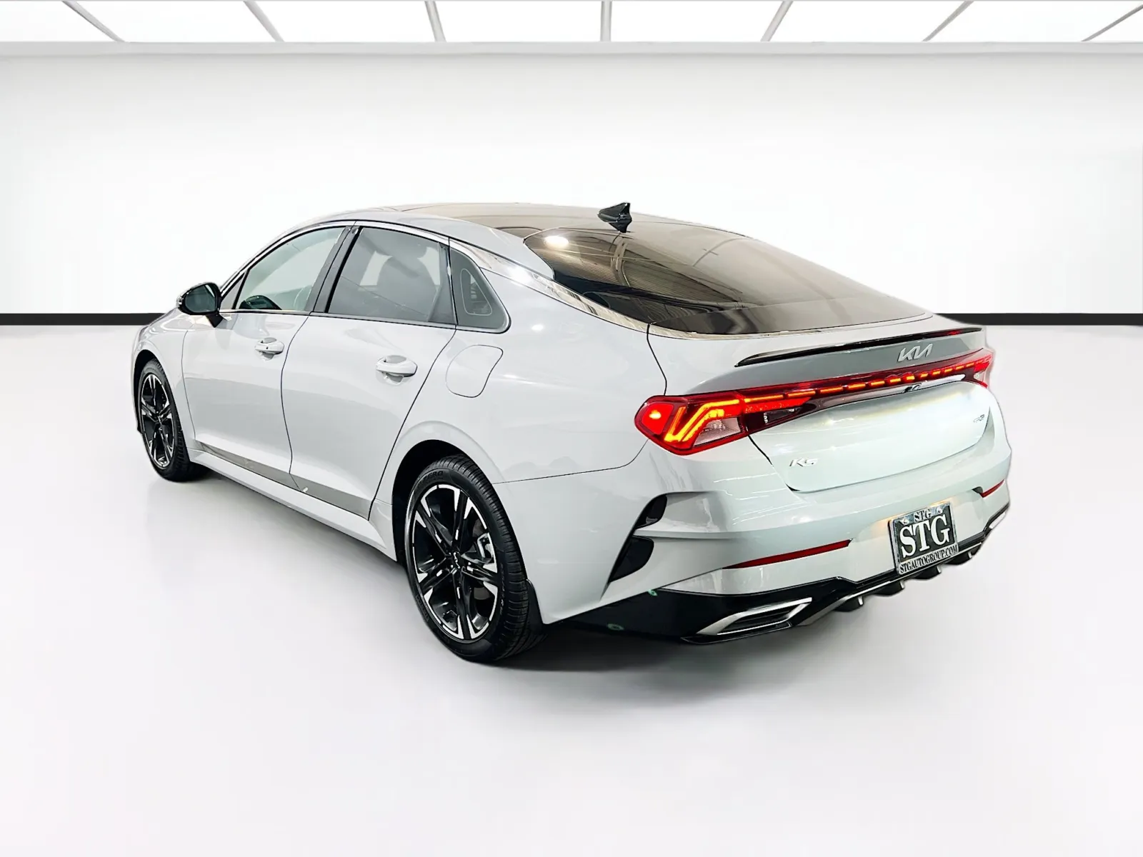 2022 Kia K5 GT-Line - Photo 6