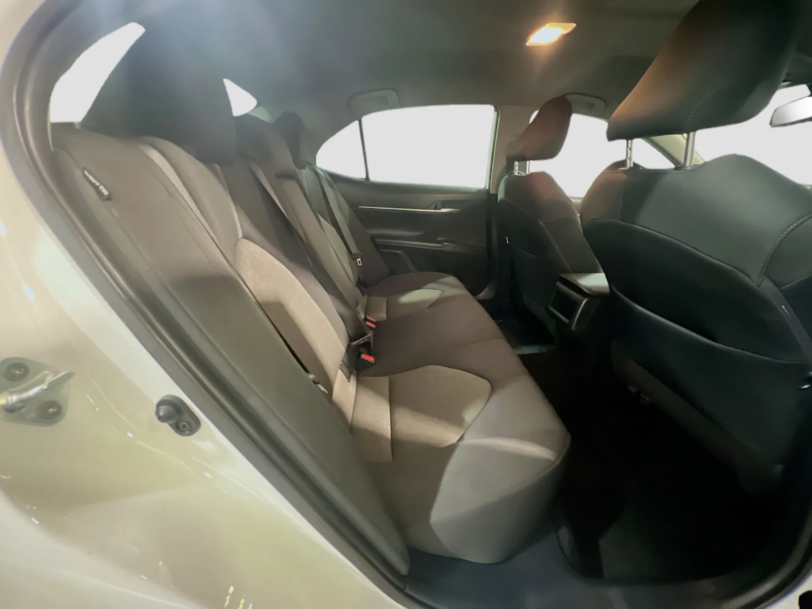 2024 Toyota Camry LE - Photo 18