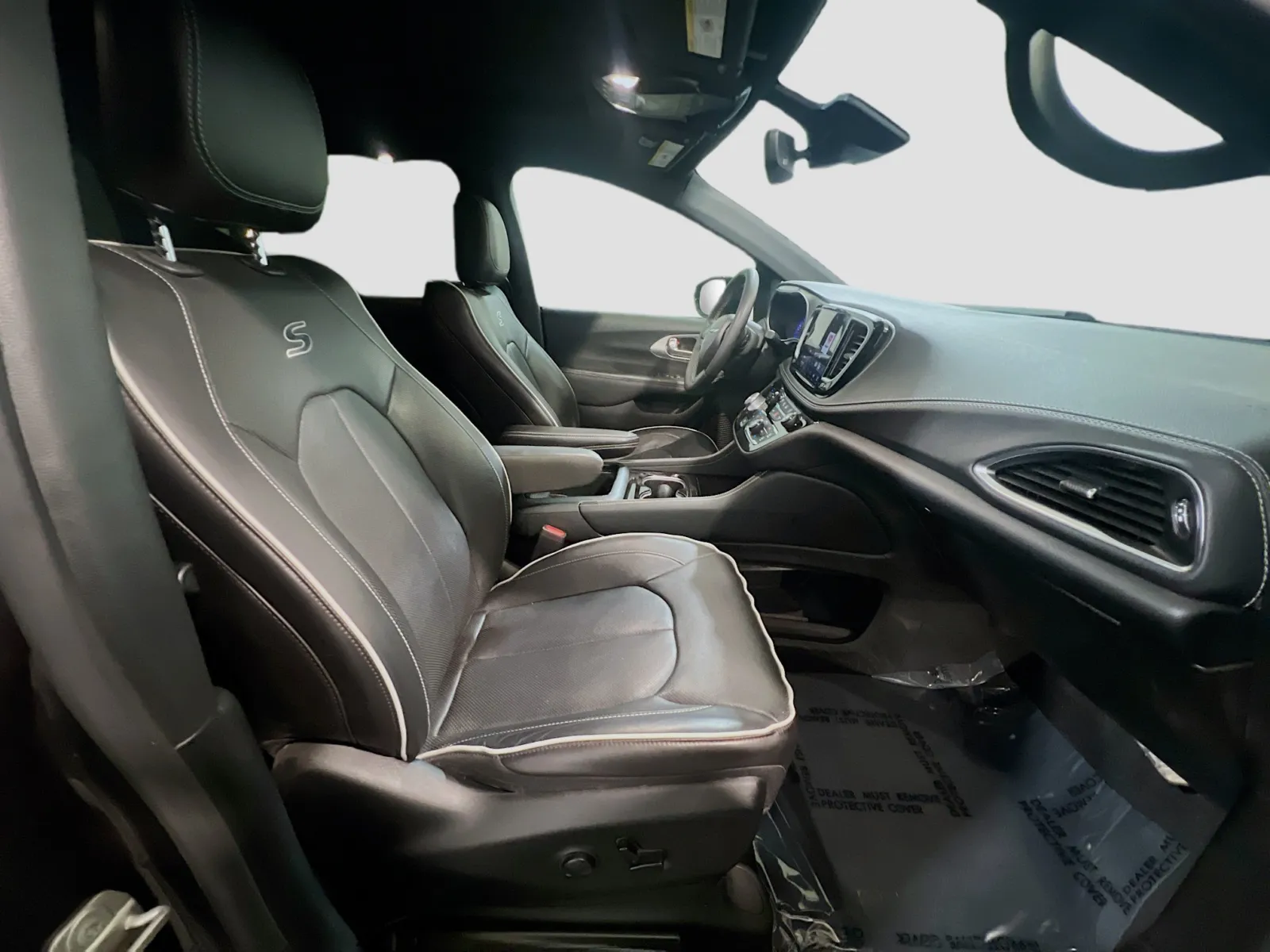 2023 Chrysler Pacifica Limited - Photo 21