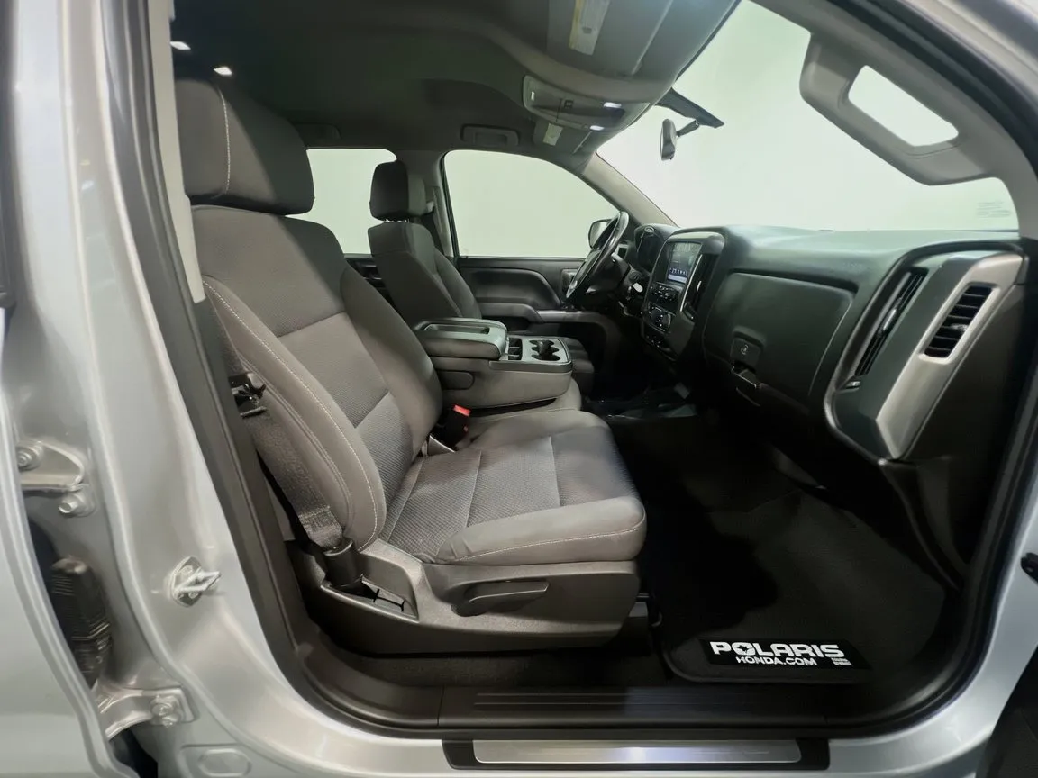 2018 Chevrolet Silverado 1500 LT - Photo 18