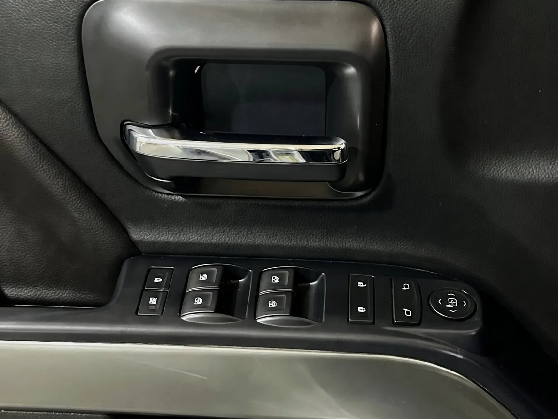 2018 Chevrolet Silverado 1500 LT - Photo 13