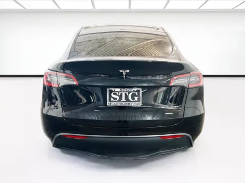 More photos of 2023 Tesla Model Y Long Range at STG Auto Group of Chandler, AZ