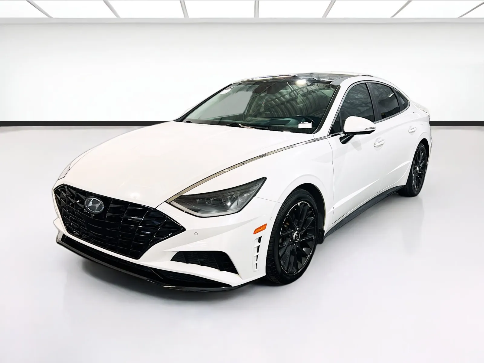 White 2021 Hyundai Sonata Limited for sale in Chandler, AZ