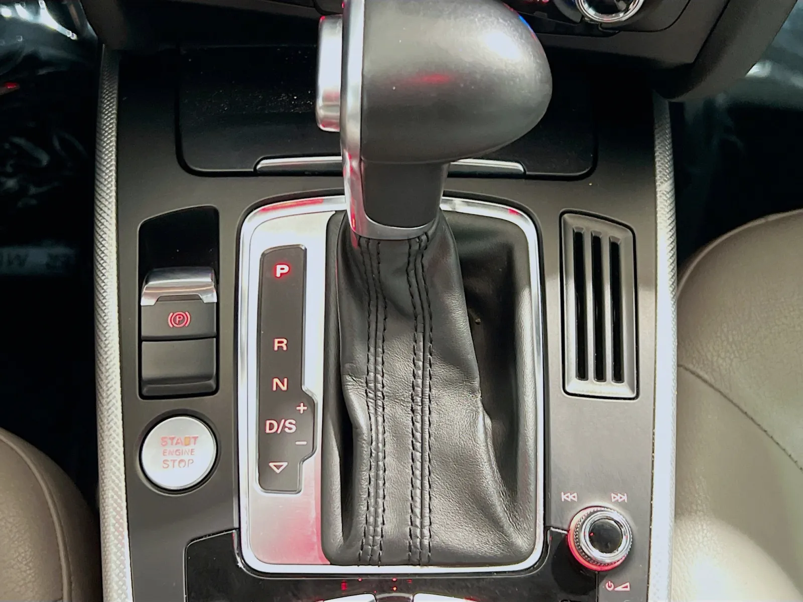 2014 Audi A4 Premium - Photo 13