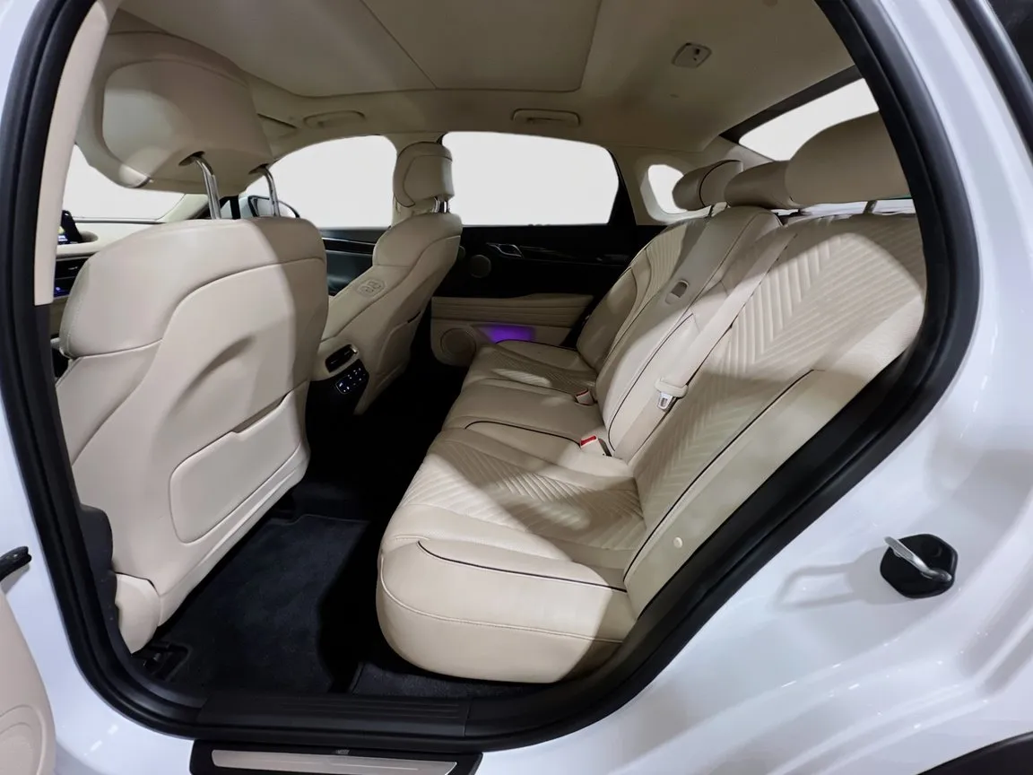 2023 GENESIS G80 SPORT - Photo 18