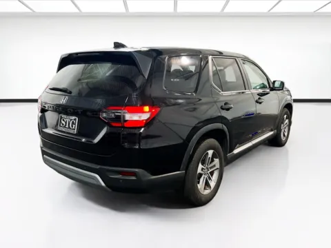 More photos of 2025 Honda Pilot EX-L at STG Auto Group of Chandler, AZ