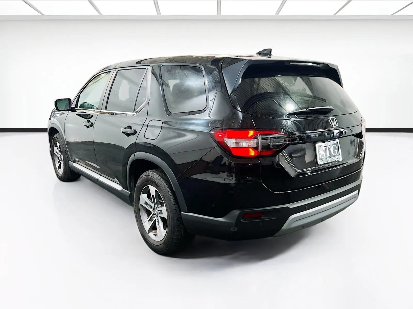 2025 Honda Pilot EX-L - Photo 6