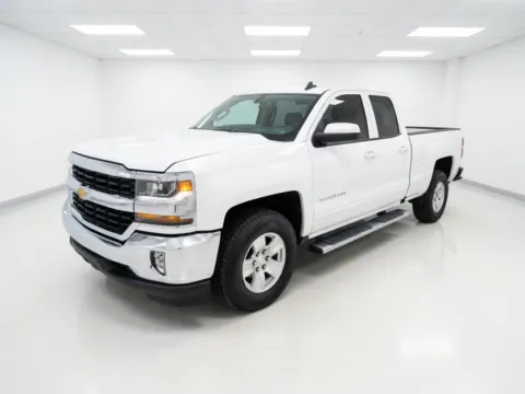 White 2017 Chevrolet Silverado 1500 LT for sale in Chandler, AZ
