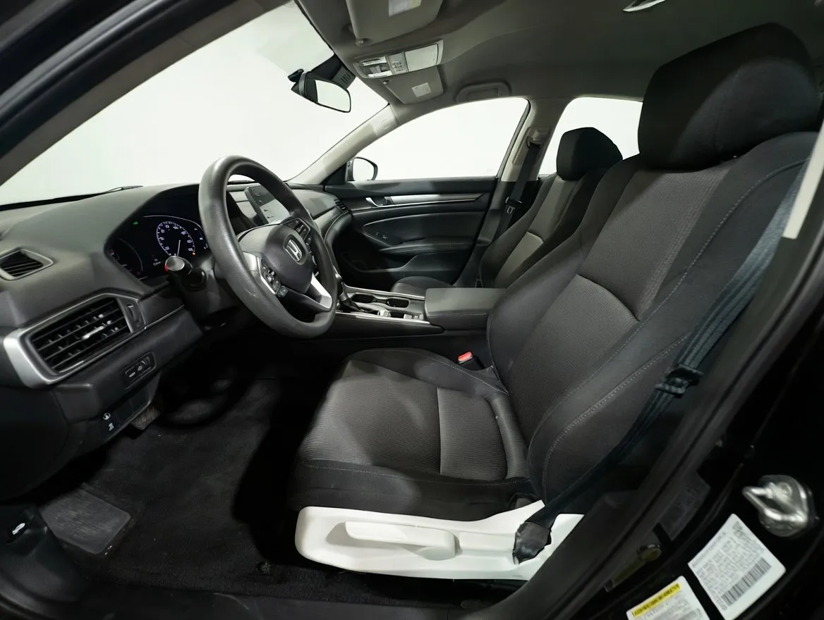 2020 Honda Accord LX - Photo 14