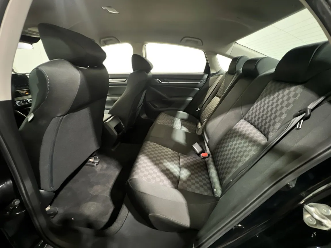 2020 Honda Accord LX - Photo 16