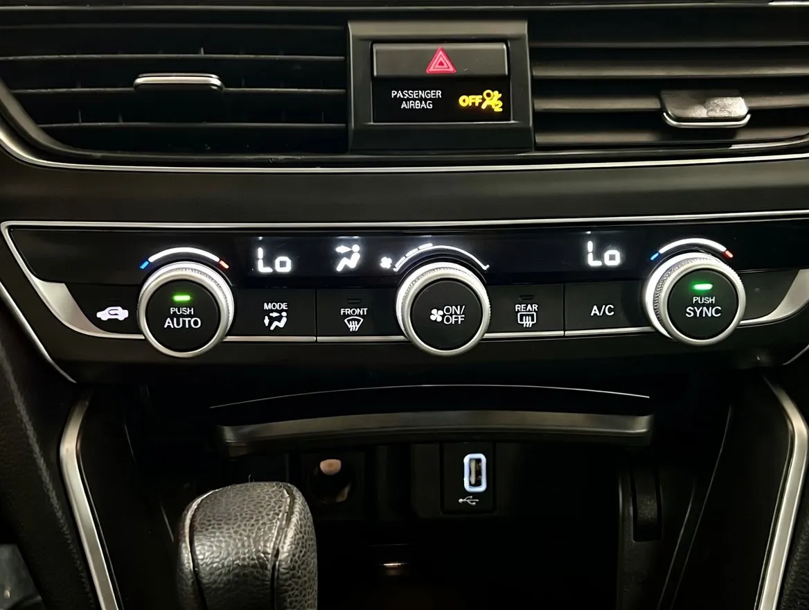 2020 Honda Accord LX - Photo 11