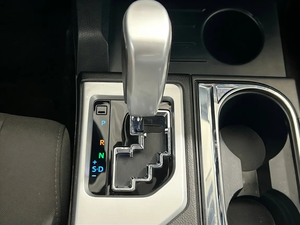 2019 Toyota Tundra SR5 - Photo 12