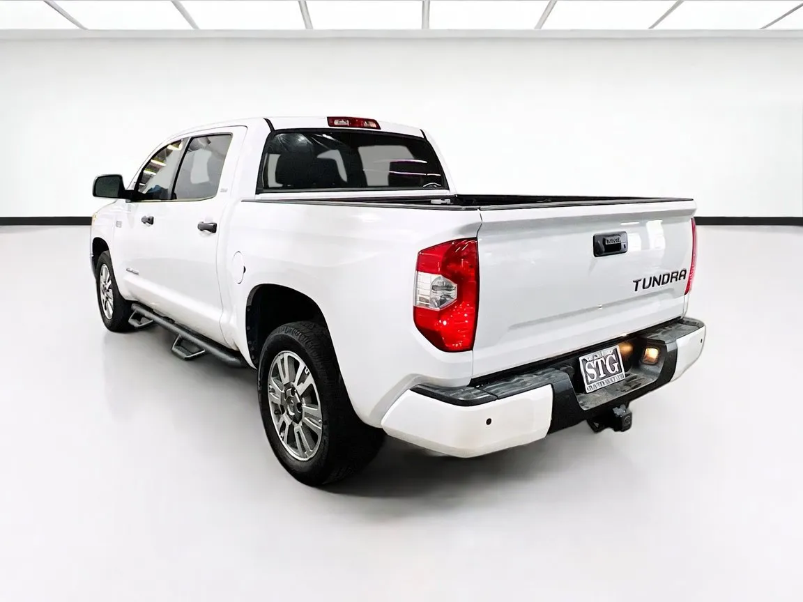 2019 Toyota Tundra SR5 - Photo 6