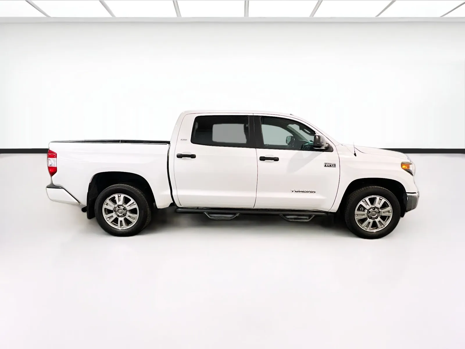 2019 Toyota Tundra SR5 - Photo 22