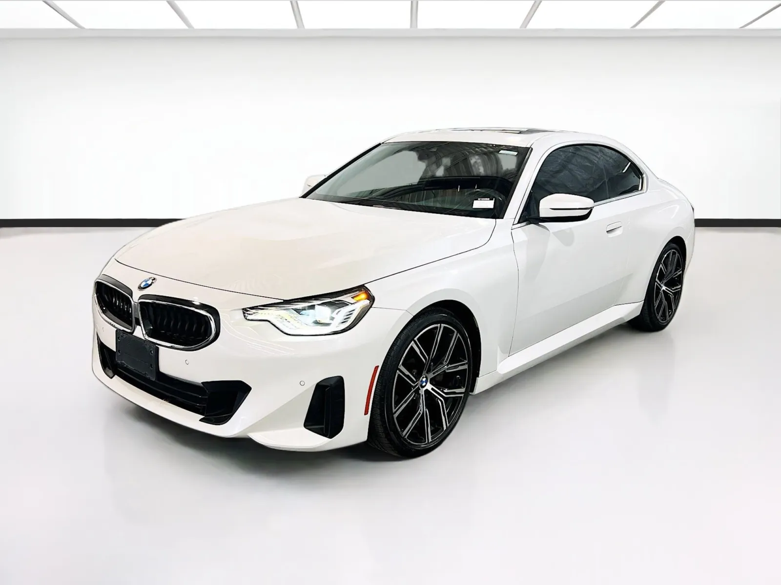 White 2022 BMW 2 Series 230i for sale in Chandler, AZ