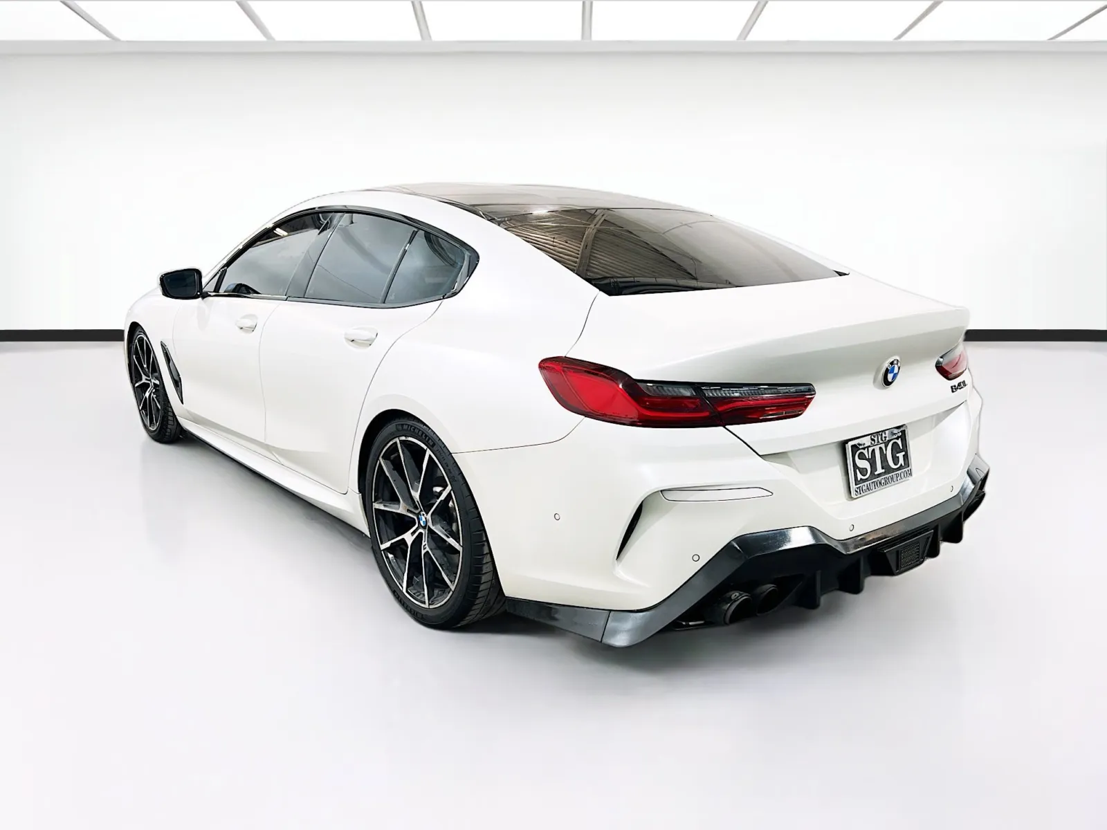 2021 BMW 8 Series M850i - Photo 6