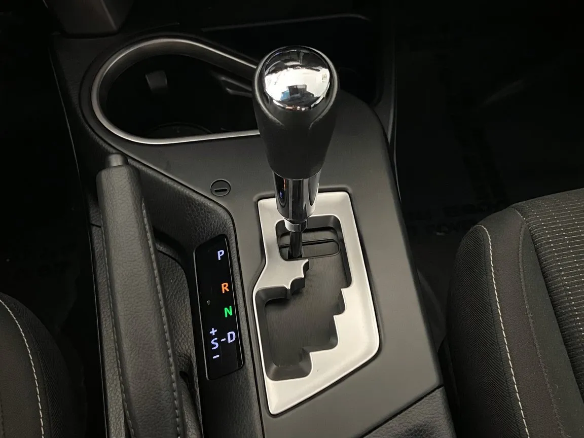 2016 Toyota RAV4 XLE - Photo 13