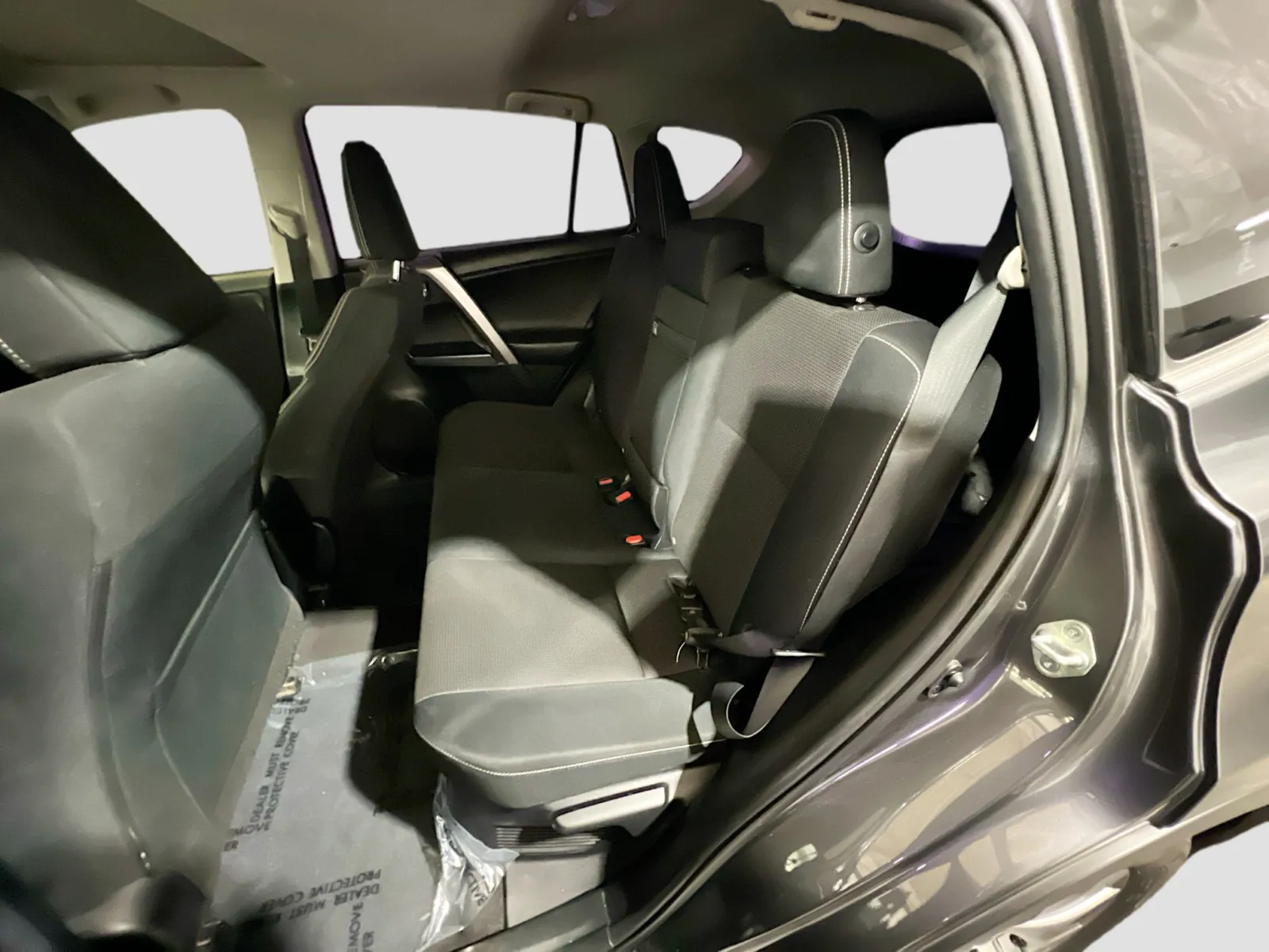 2016 Toyota RAV4 XLE - Photo 18