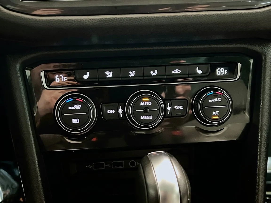 2019 Volkswagen Tiguan SE - Photo 10