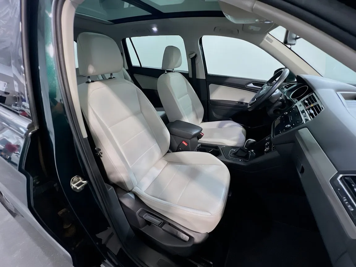 2019 Volkswagen Tiguan SE - Photo 21