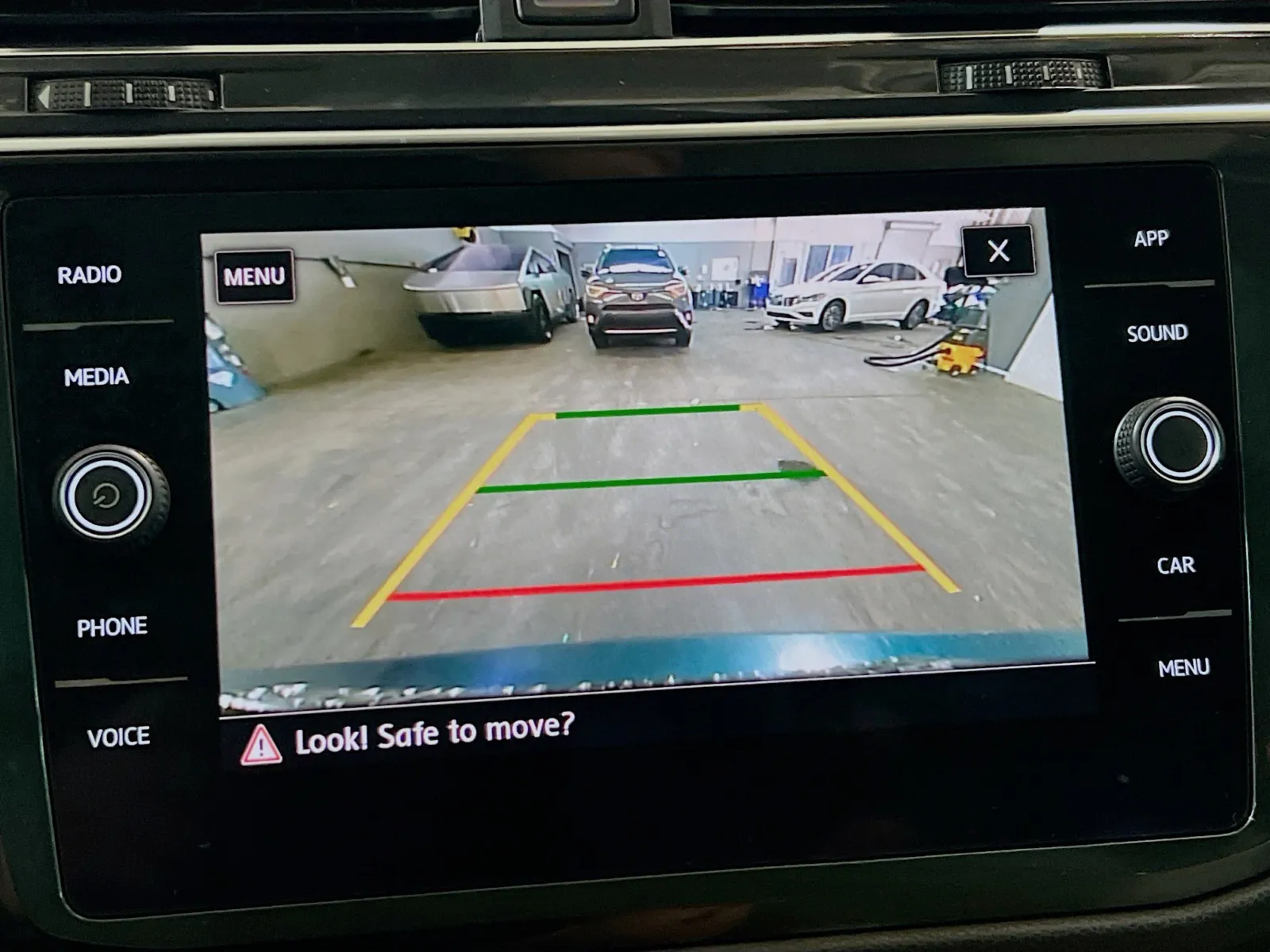2019 Volkswagen Tiguan SE - Photo 8