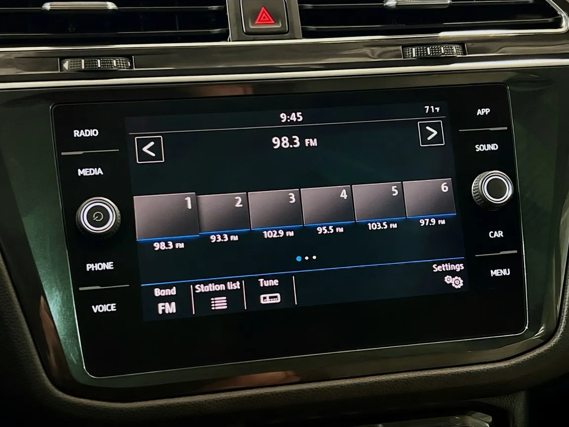 2019 Volkswagen Tiguan SE - Photo 9