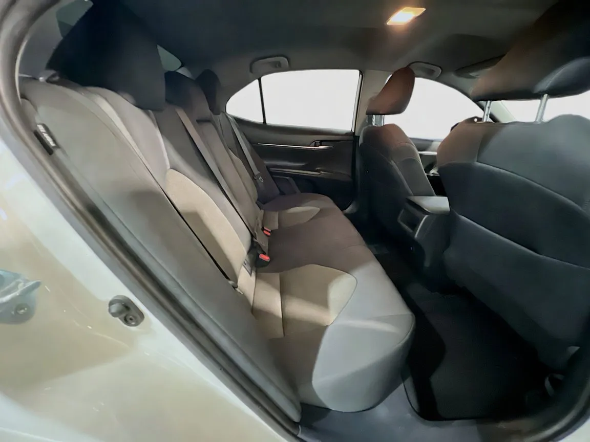 2024 Toyota Camry LE - Photo 18