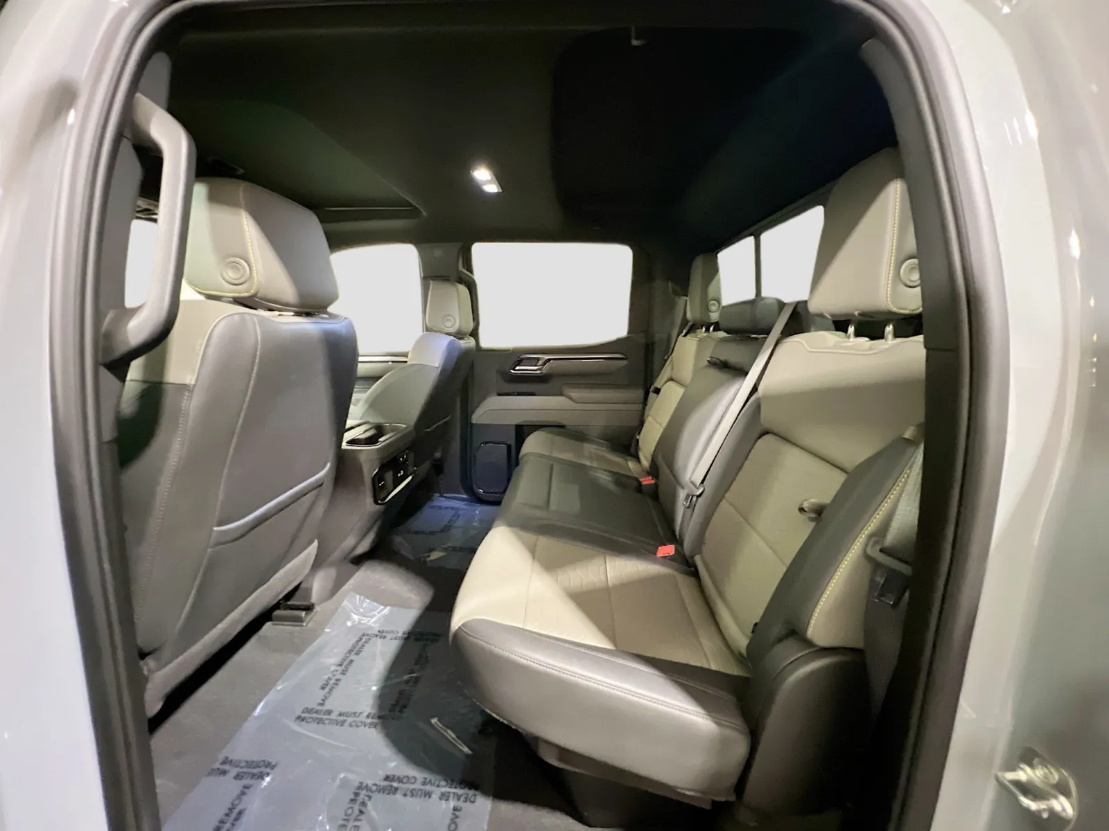 2025 Chevrolet Silverado 1500 ZR2 - Photo 17