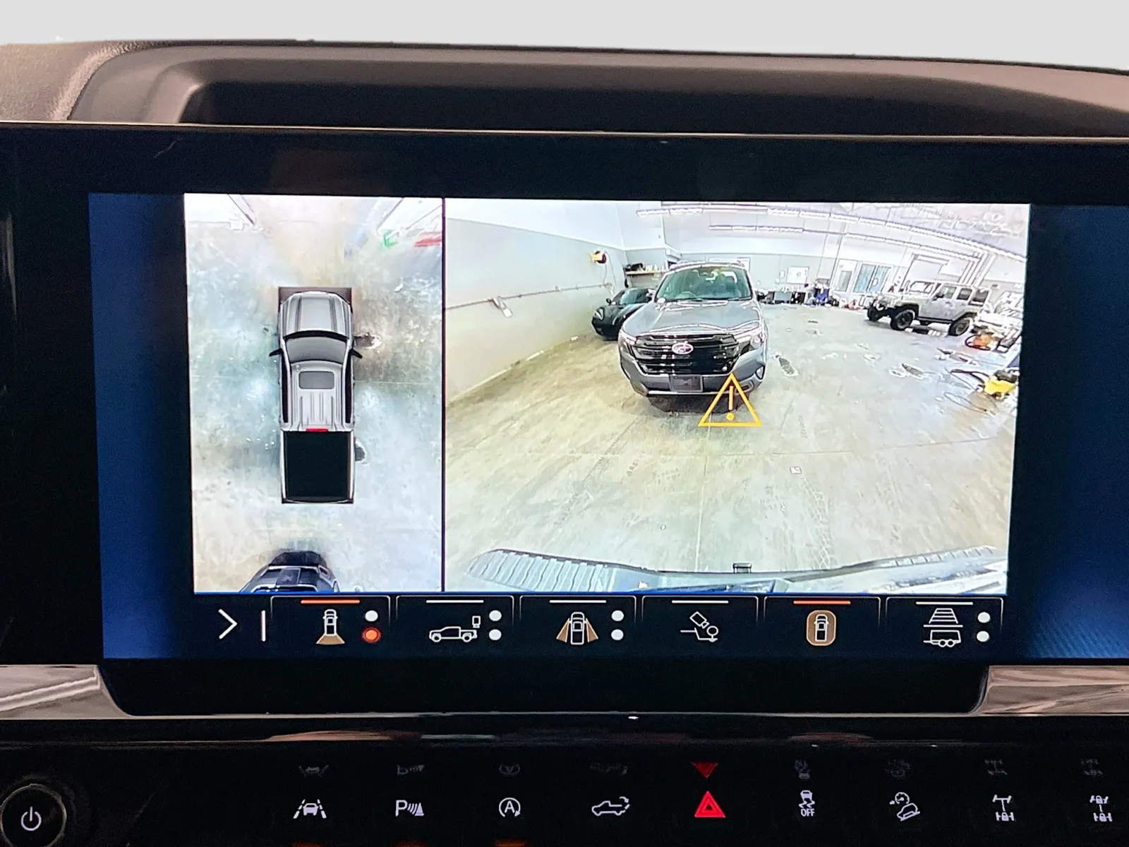 2025 Chevrolet Silverado 1500 ZR2 - Photo 8