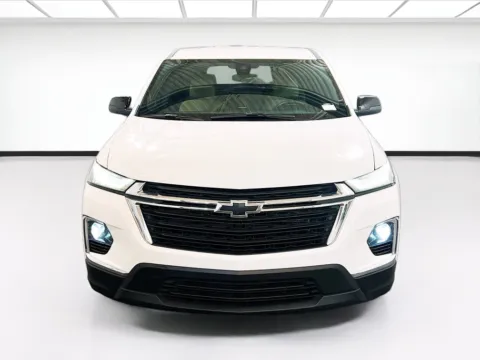 Photos of 2022 Chevrolet Traverse LS for sale in Chandler, AZ at STG Auto Group of Chandler