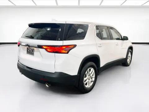 More photos of 2022 Chevrolet Traverse LS at STG Auto Group of Chandler, AZ