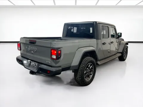 More photos of 2022 Jeep Gladiator Overland at STG Auto Group of Chandler, AZ