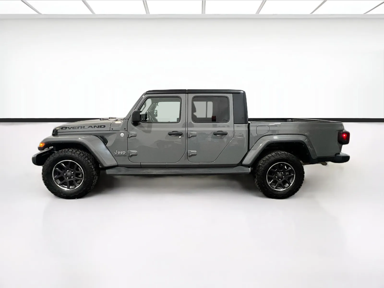 2022 Jeep Gladiator Overland - Photo 23
